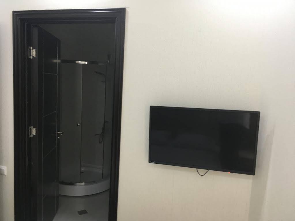 City Hotel 바투미 외부 사진