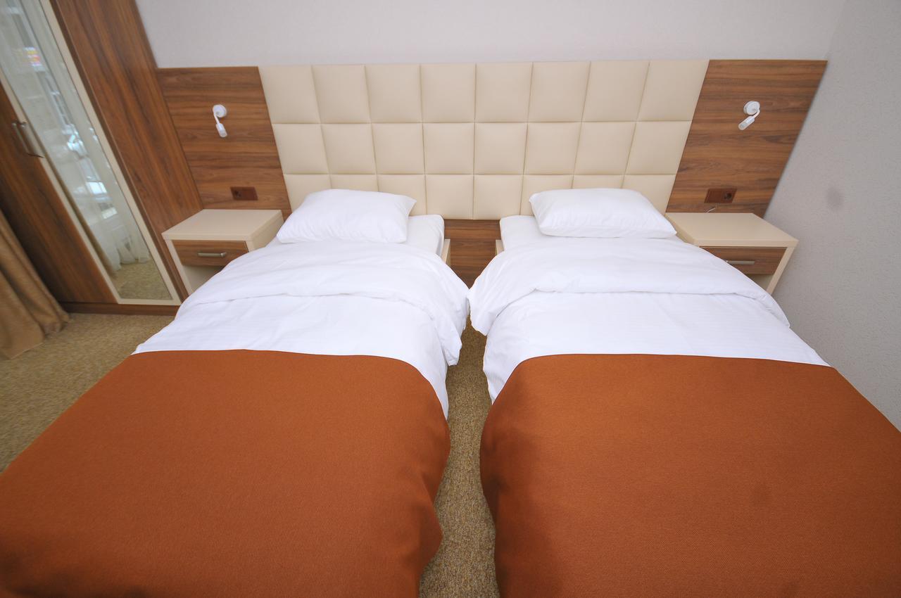 City Hotel 바투미 외부 사진