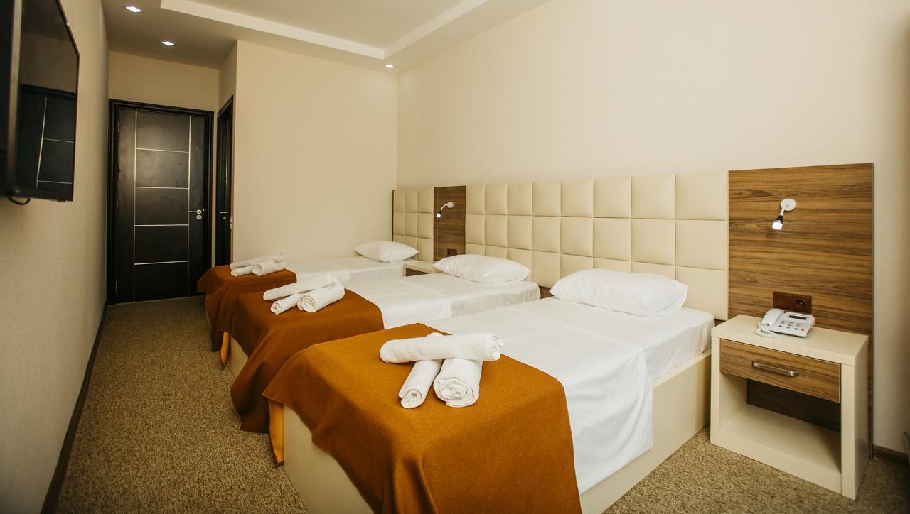 City Hotel 바투미 외부 사진