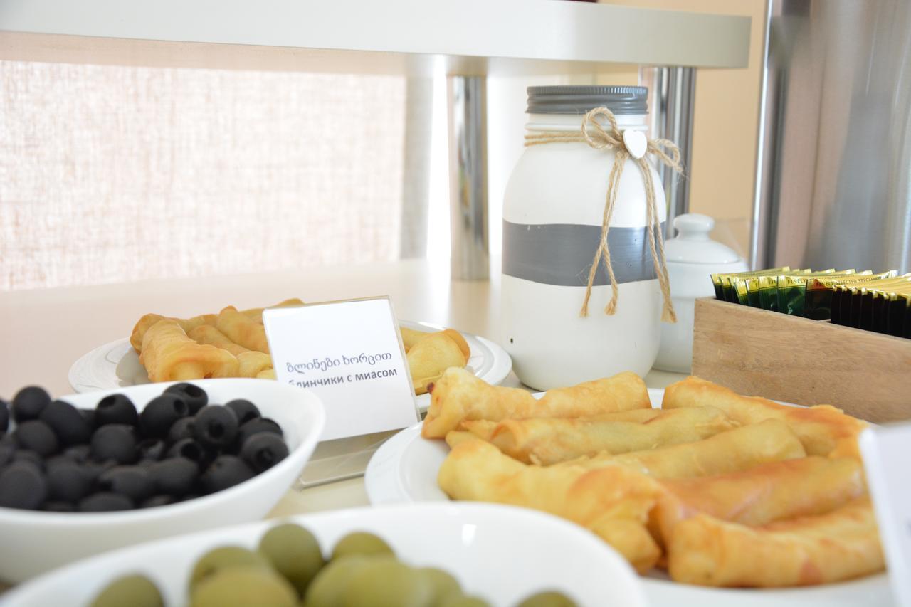 City Hotel 바투미 외부 사진